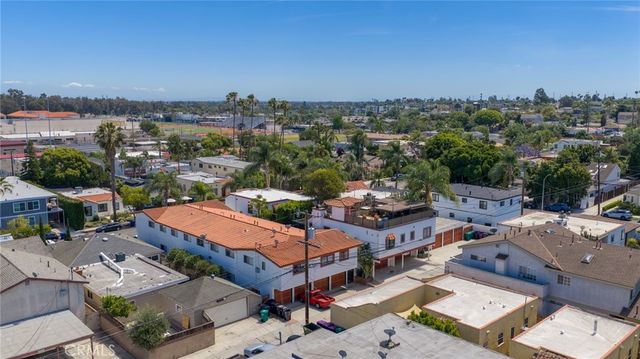 825 Roswell Avenue, Long Beach, CA 90804