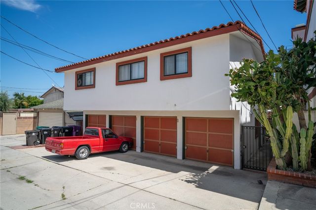 825 Roswell Avenue, Long Beach, CA 90804