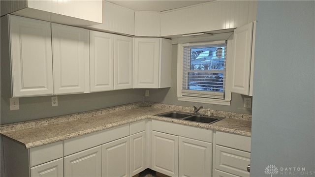 1035 Mcarthur Avenue, Dayton, OH 45417