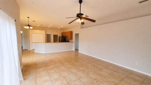 1607 AVONDALE RIDGE DRIVE, Plant City, FL 33567