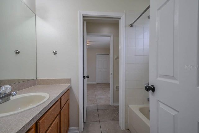 1607 AVONDALE RIDGE DRIVE, Plant City, FL 33567