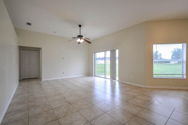 1607 AVONDALE RIDGE DRIVE, Plant City, FL 33567