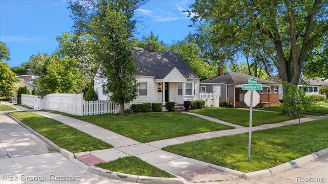 303 Midland Boulevard, Royal Oak, MI 48073