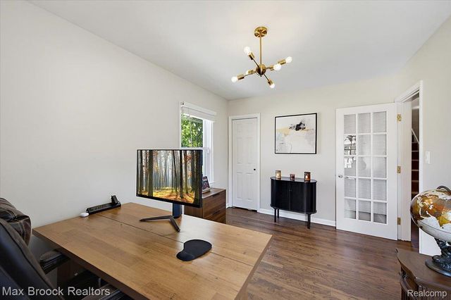 303 Midland Boulevard, Royal Oak, MI 48073