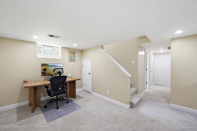 303 Midland Boulevard, Royal Oak, MI 48073
