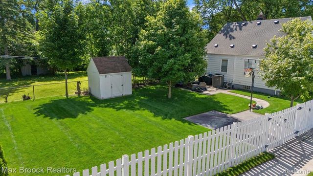 303 Midland Boulevard, Royal Oak, MI 48073
