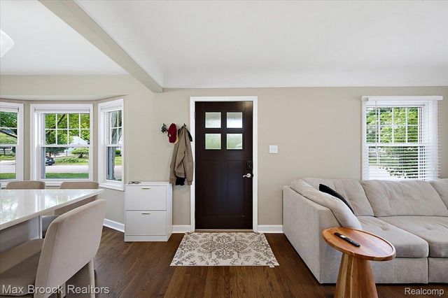 303 Midland Boulevard, Royal Oak, MI 48073