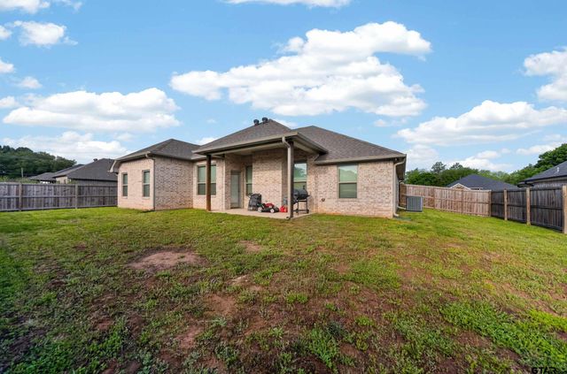 19175 Seneca Dr, Flint, TX 75762