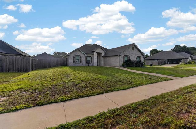 19175 Seneca Dr, Flint, TX 75762