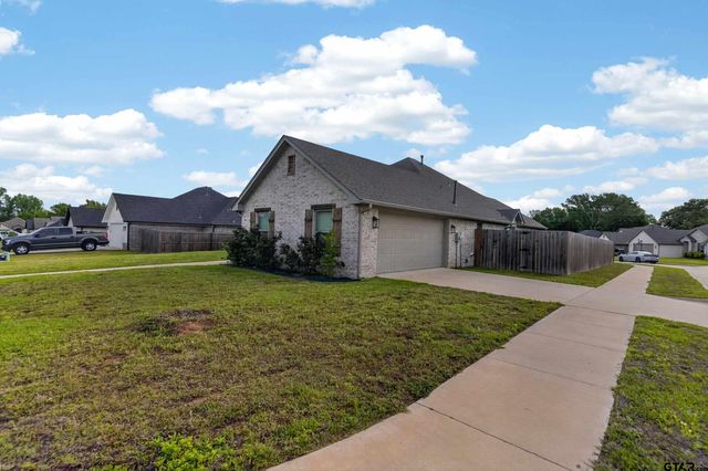 19175 Seneca Dr, Flint, TX 75762
