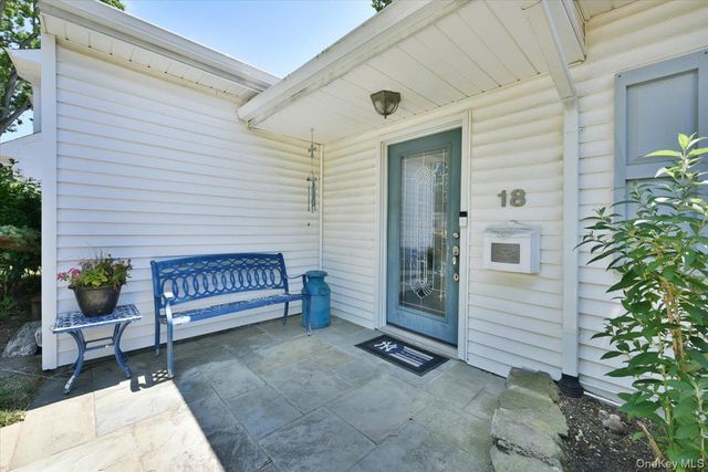 18 Boston Avenue, Massapequa, NY 11758