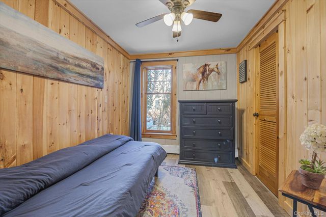 41 Narcissus Road, Kings Park, NY 11754