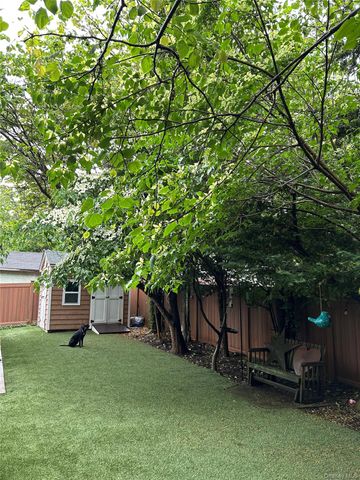 41 Narcissus Road, Kings Park, NY 11754