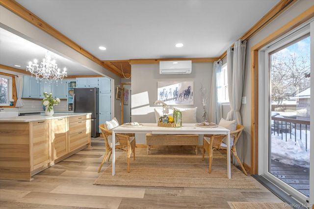 41 Narcissus Road, Kings Park, NY 11754