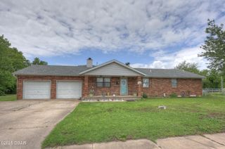 610 N Madison Street, Webb City, MO 64870