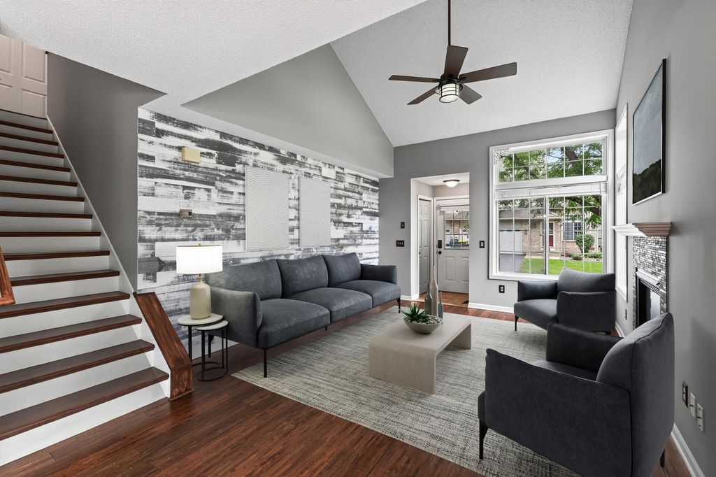 13821 Edgewood Avenue, Savage, MN 55378 — exterior
