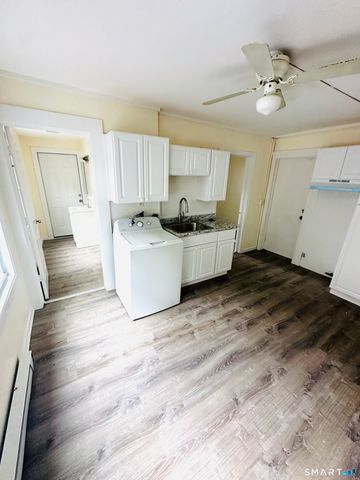 6 East Walnut Street 1L, Stamford, CT 06902
