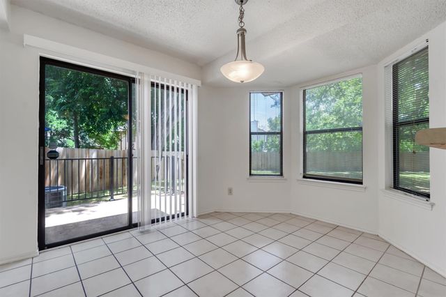 7802 Topawa CV B, Austin, TX 78729