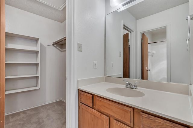7802 Topawa CV B, Austin, TX 78729