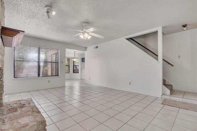 7802 Topawa CV B, Austin, TX 78729