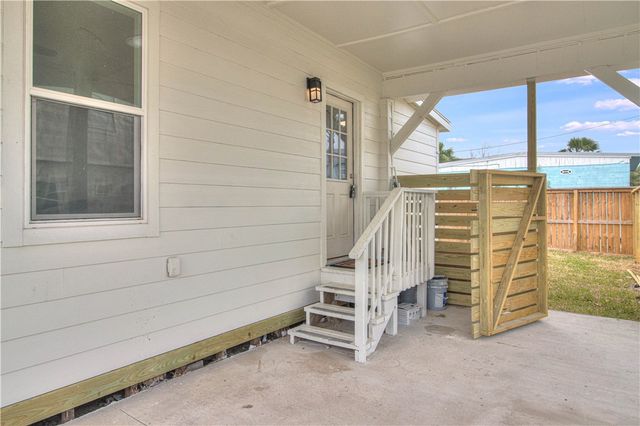 509 W Avenue E, Port Aransas, TX 78373