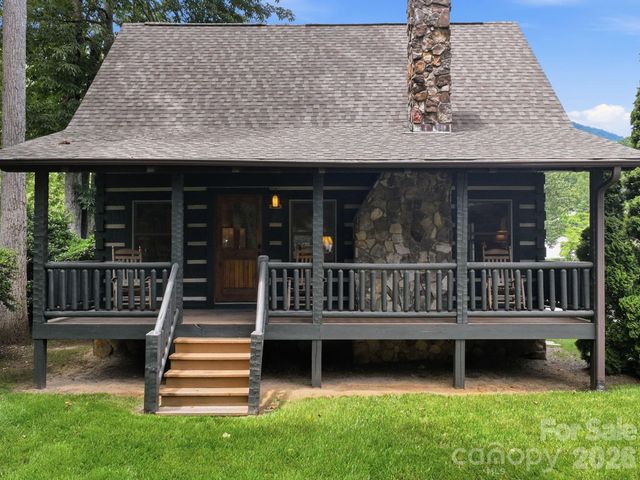 18 Rachels Circle, Maggie Valley, NC 28751