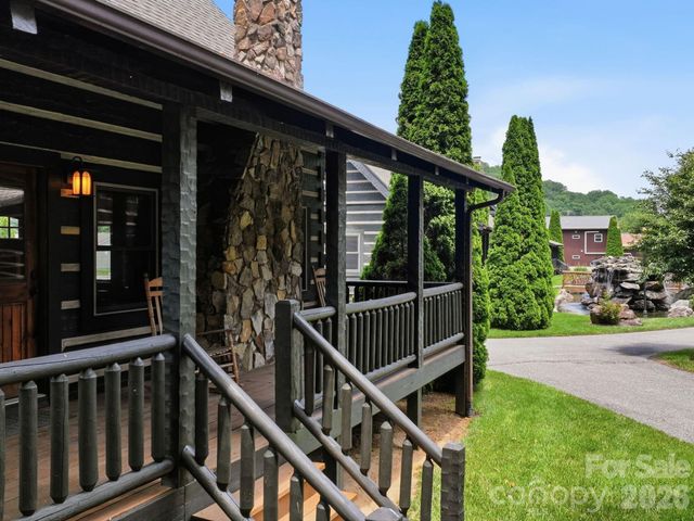 18 Rachels Circle, Maggie Valley, NC 28751