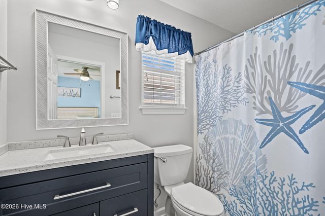 137 NE 4th Street, Oak Island, NC 28465