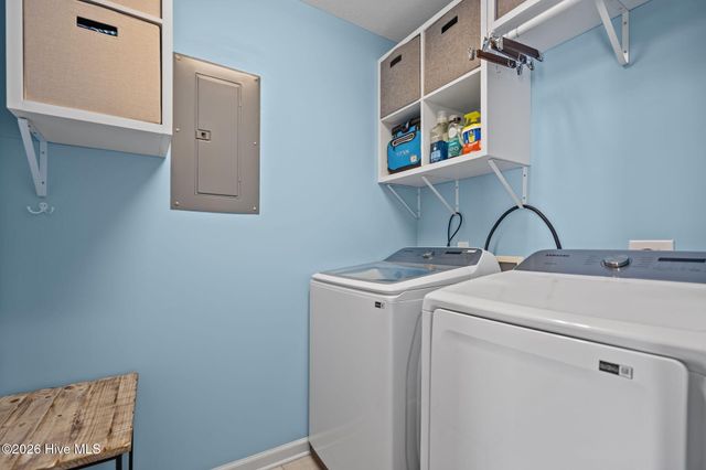 137 NE 4th Street, Oak Island, NC 28465