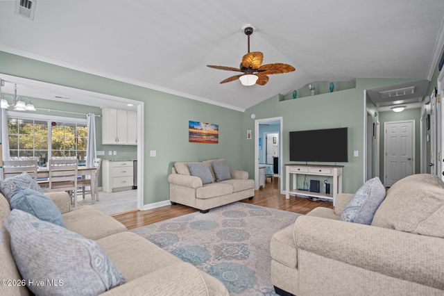 137 NE 4th Street, Oak Island, NC 28465