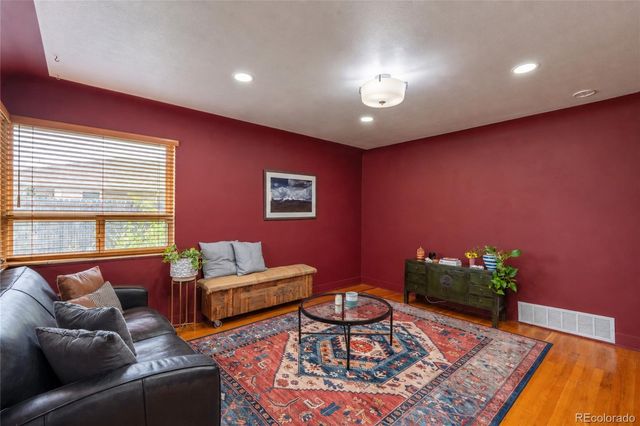 3211 Olive Street, Denver, CO 80207