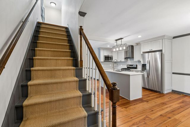 102 Beaufain Street B, Charleston, SC 29401
