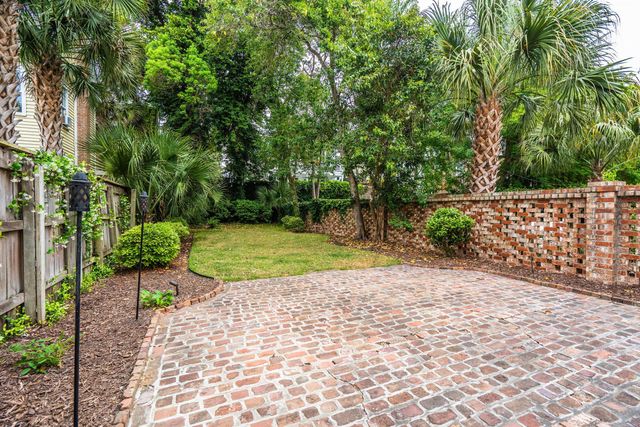 102 Beaufain Street B, Charleston, SC 29401