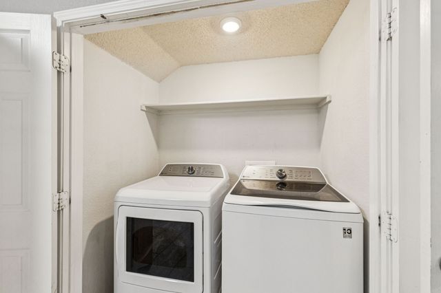 5724 Giddyup Lane, Fort Worth, TX 76179