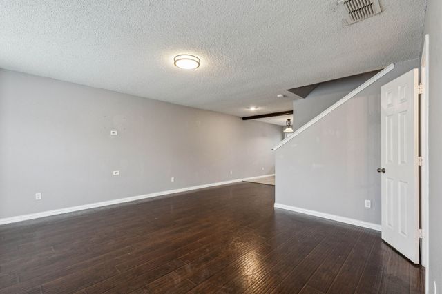 5724 Giddyup Lane, Fort Worth, TX 76179