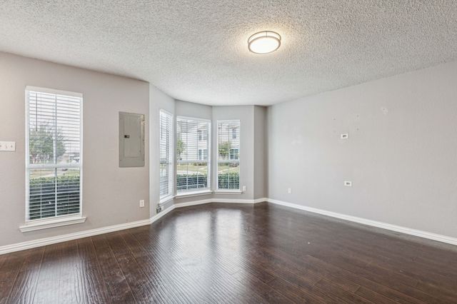 5724 Giddyup Lane, Fort Worth, TX 76179