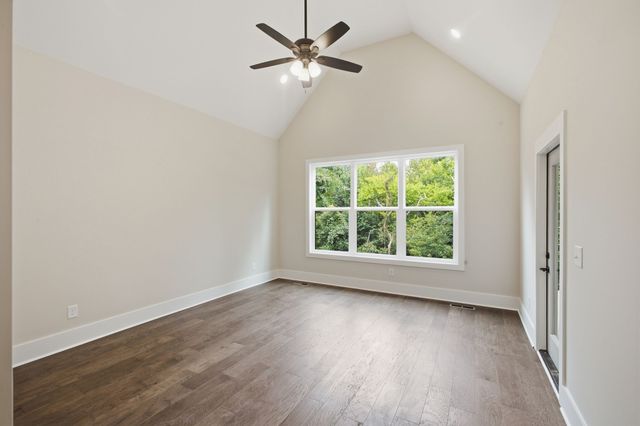10 Evergreen Trail, Burns, TN 37029