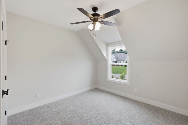 10 Evergreen Trail, Burns, TN 37029
