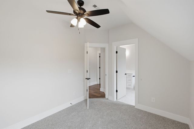 10 Evergreen Trail, Burns, TN 37029