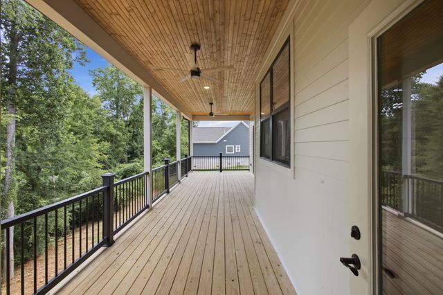 10 Evergreen Trail, Burns, TN 37029