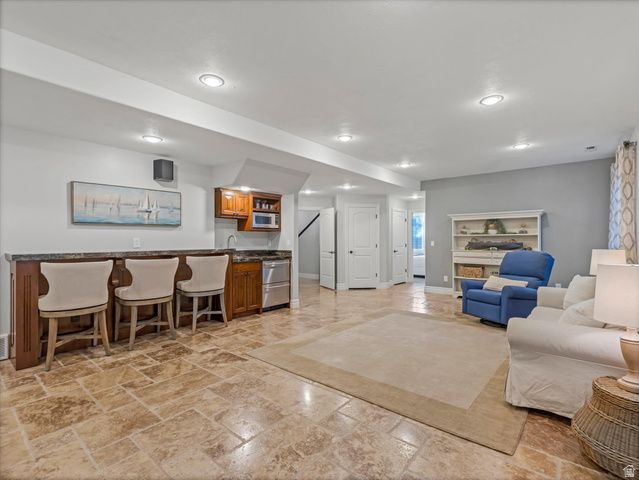 2185 E CATANIA DR, Draper, UT 84020