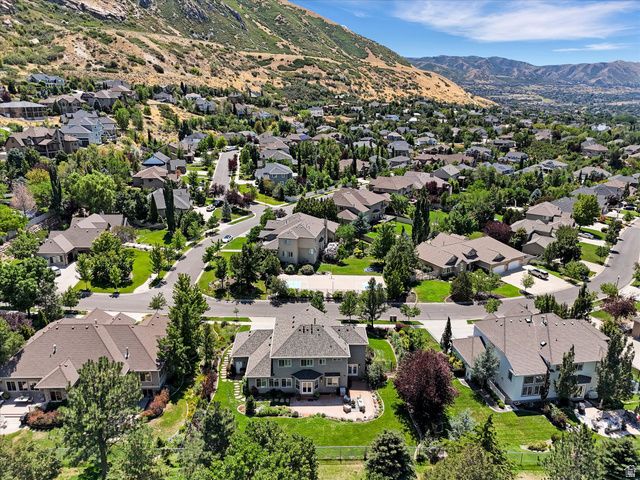 2185 E CATANIA DR, Draper, UT 84020