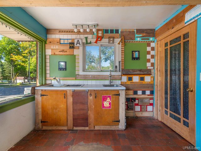 514 Main Street, Alpha, MI 49902