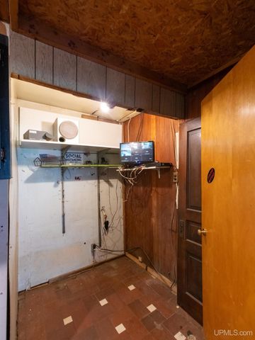 514 Main Street, Alpha, MI 49902