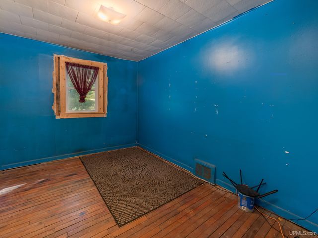 514 Main Street, Alpha, MI 49902