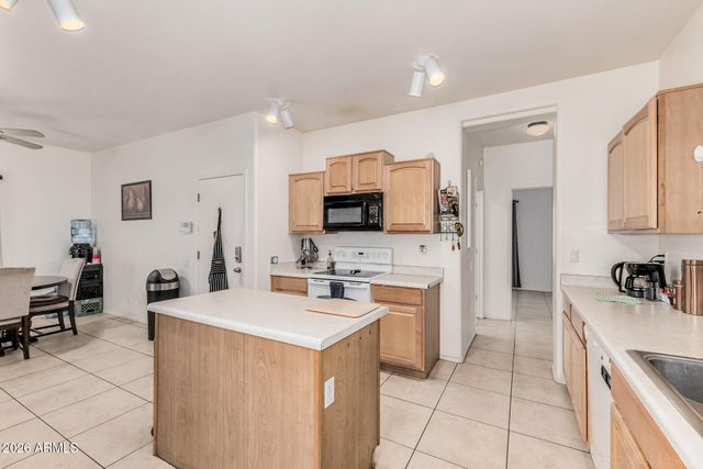 5340 W CARSON Road, Laveen, AZ 85339