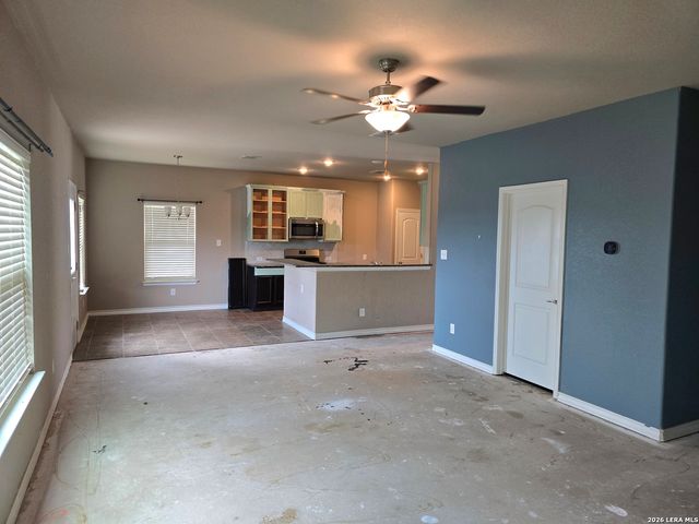 157 Fawn Trace, San Antonio, TX 78253