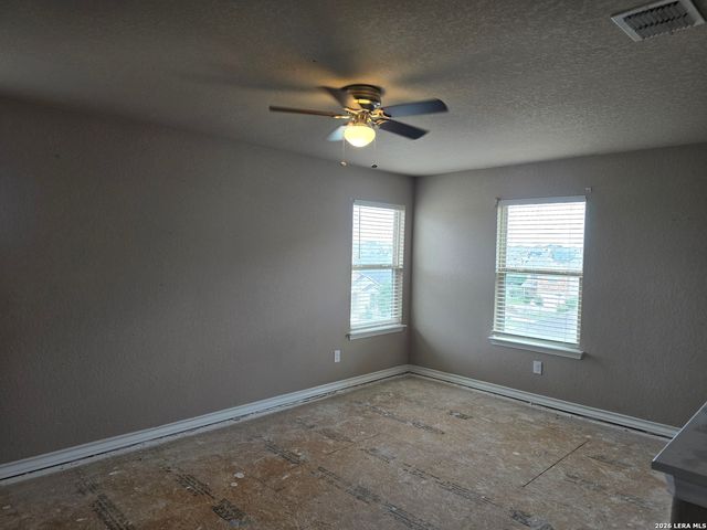 157 Fawn Trace, San Antonio, TX 78253