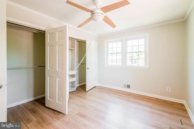 9206 PEABODY ST, Manassas, VA 20110