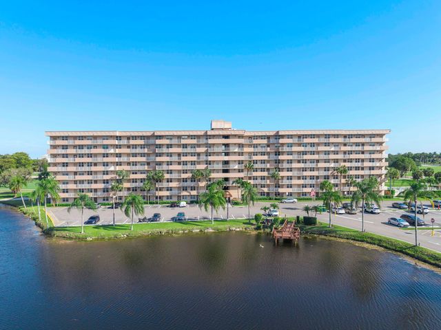 250 Jacaranda Drive 308, Plantation, FL 33324